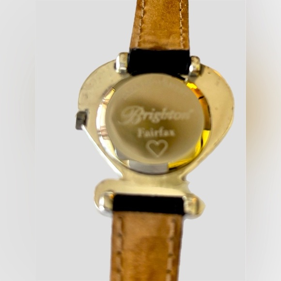 Vintage Brighton heart watch, leather black band.  New Battery - Picture 4 of 5